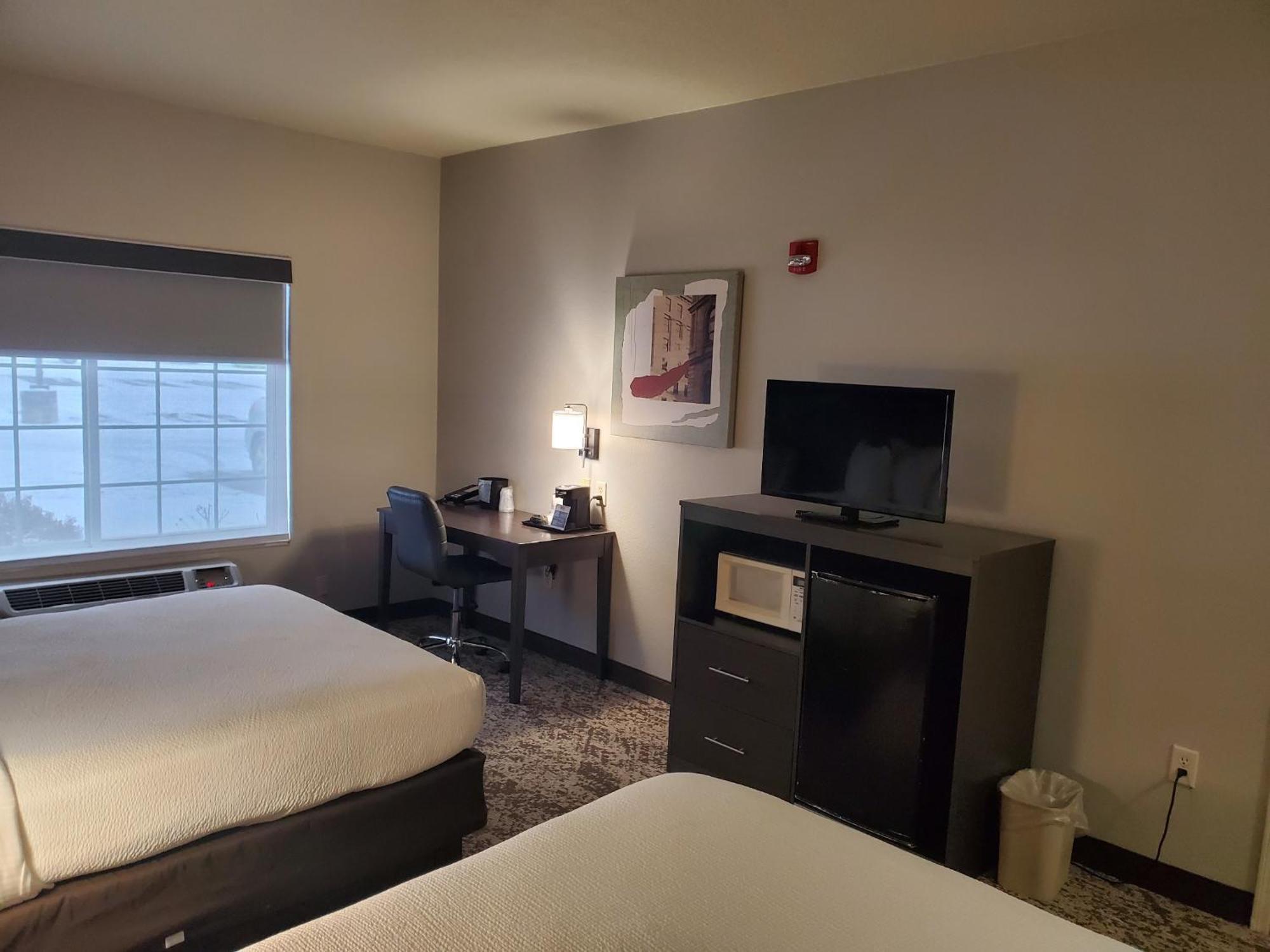 Best Western Fort Wayne Inn & Suites North Exterior photo